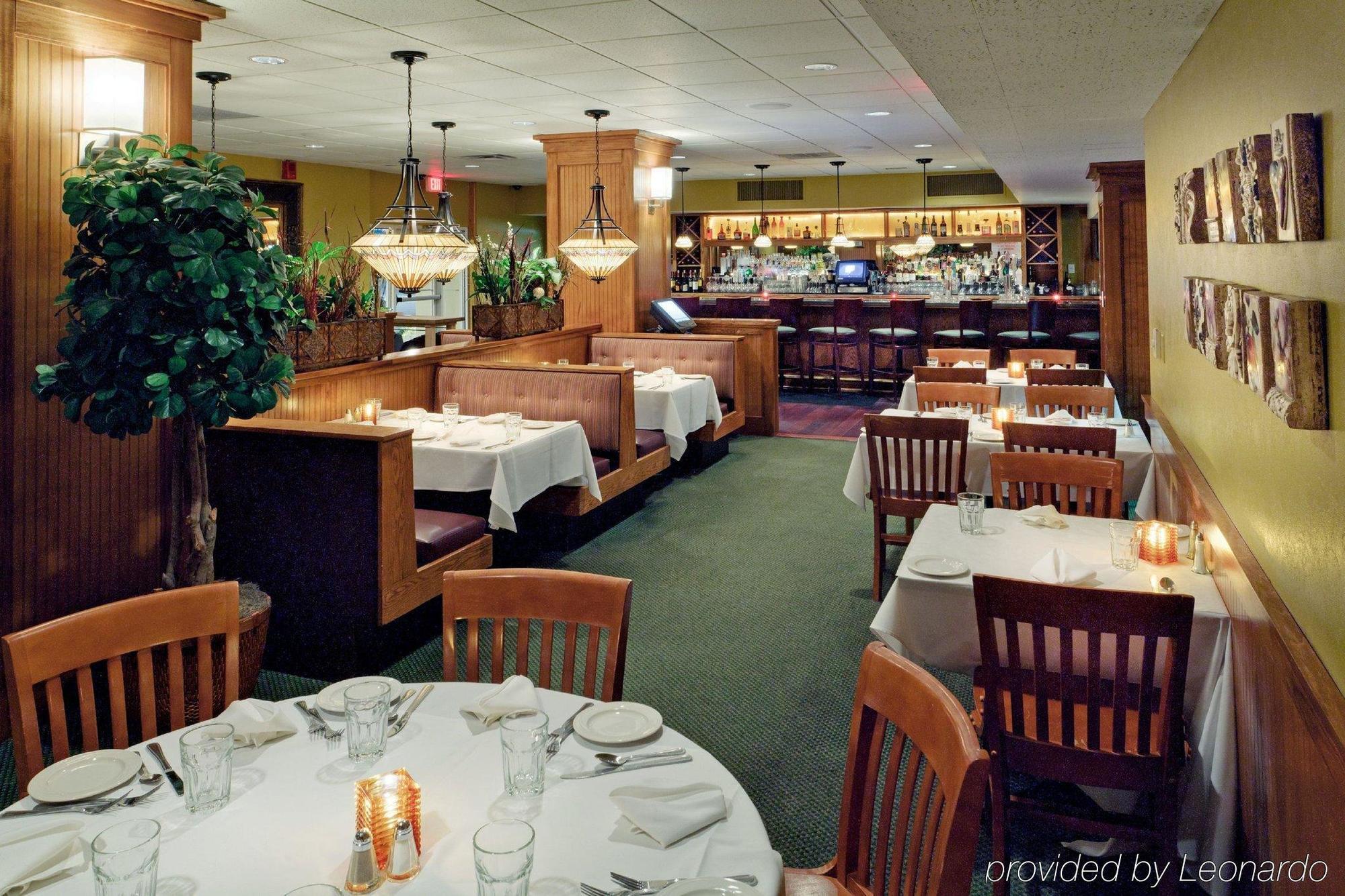 Holiday Inn South Kingstown-Newport Area By Ihg Restoran fotoğraf