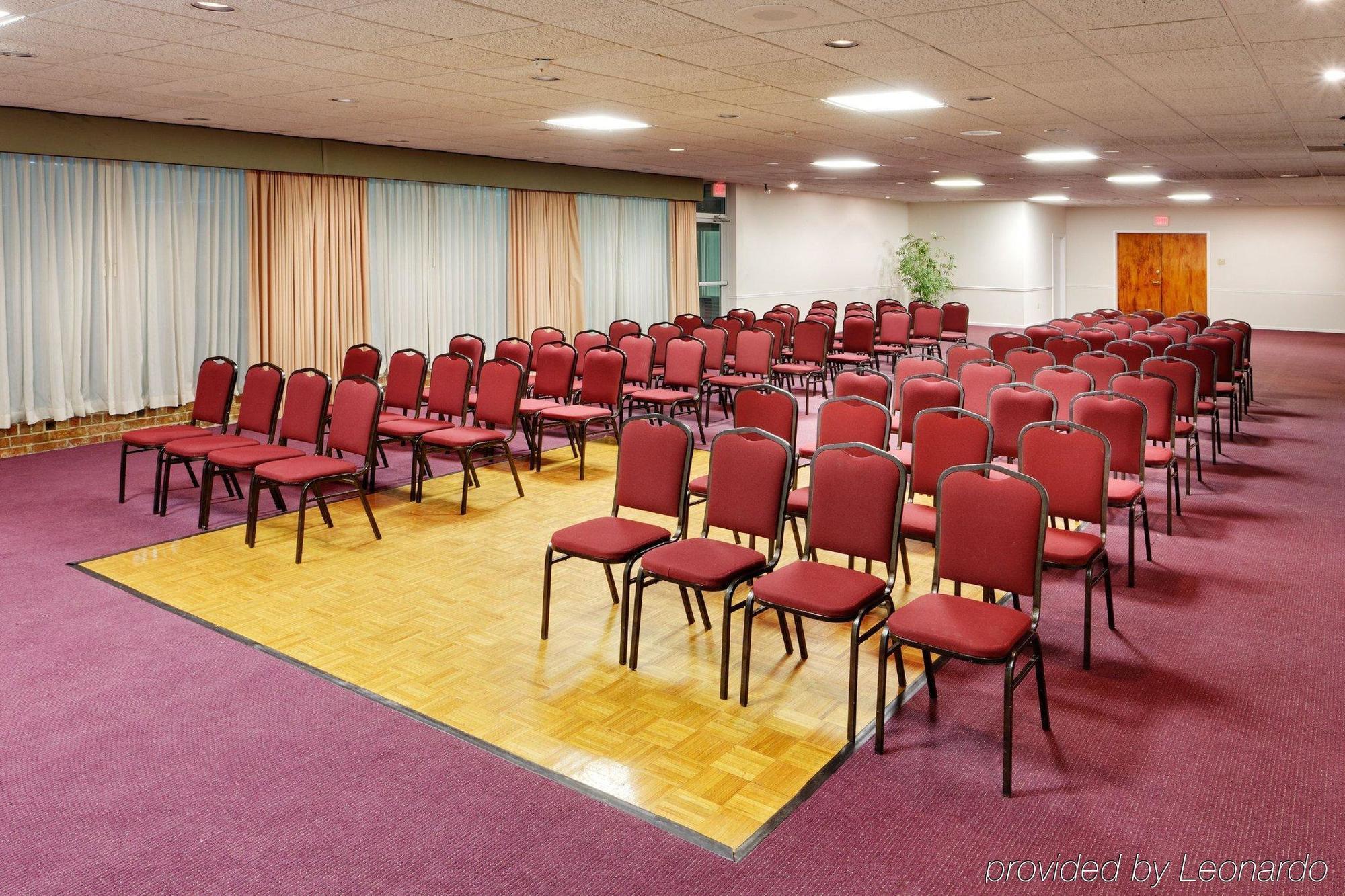 Holiday Inn South Kingstown-Newport Area By Ihg Konforlar fotoğraf