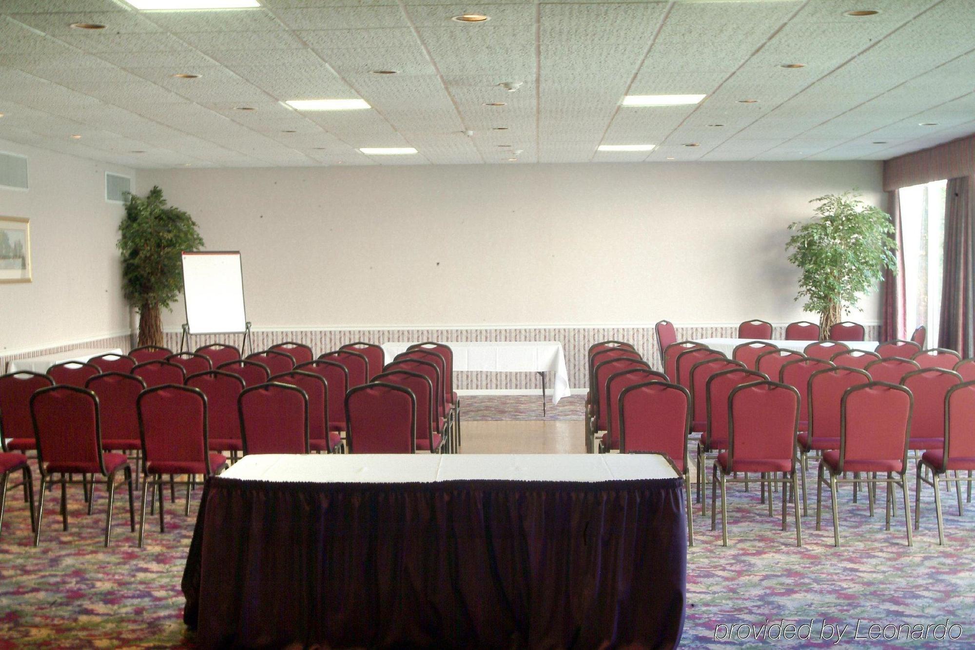 Holiday Inn South Kingstown-Newport Area By Ihg Konforlar fotoğraf